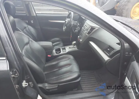 2011 Subaru Outback 2.5I Premium z USA, uszkodzony, nr VIN 4S4BRBCC5B3400102